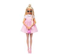 Barbie Deluxe Style Muñeca n. 3 con conjunto de moda Barbiecore, pelo rubio con moño alto, vestido rosa pastel con lazo grande y accesorios como medias de redecilla, HYV27