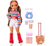 Barbie Dream Besties Weekend Getaway Teresa - Muñeca y accesorios | Muñeca de moda con moda extraíble y 7 accesorios temáticos de viaje, a partir de 3 años