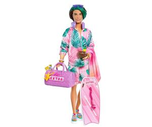 Barbie Extra Fly Ken Playa Muñeco articulado con Conjunto de Moda, Bolsa y Accesorios de Viaje, Juguete +3 años (Mattel HNP86)