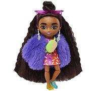 Barbie Extra Mini Muñeca pequeña articulada con Vestido Estampado, Pelo Largo y Accesorios de Moda de Juguete, con Vestido Estampado (Mattel HGP63)