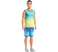 Barbie Fashionistas Ken Muñeco n.236 con Pelo Negro, Camiseta de Tirantes con Degradado Azul y Verde, Vaqueros Cortos y Zapatillas Plateadas, HYV00