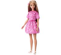 Barbie Fashionistas Style, muñeca n.º 249, con Pelo Rubio, Falda y Camisa con Estampado de Cachemir Rosa y Sandalias Blancas con Plataforma, JJN62