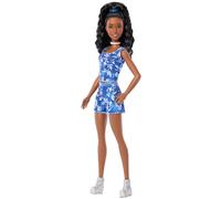 Barbie Fashionistas Style, muñeca n.º 248, con Pelo Negro, Pantalones Cortos y Camiseta sin Mangas en Azul con Estampado Floral y Calzado Plateado, JJN61