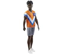 Barbie Ken Fashionista Muñeco afroamericano con Camiseta Deportiva, Shorts y Accesorios de Moda, Juguete +3 años (Mattel HJT08)