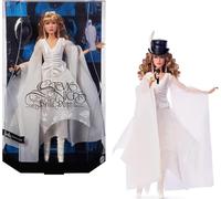 Barbie Mattel Signature Stevie Nicks Bella Donna Muñeca Coleccionable con Vestido Blanco vaporoso, Sombrero y micrófono, Incluye Soporte para la muñeca, JBJ45