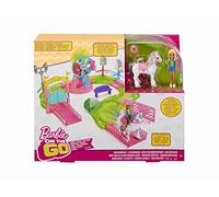 Barbie On the go, Parque de atracciones, muñeca con accesorios (Mattel FHV70)