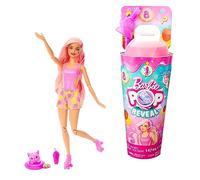 Barbie Pop! Reveal Serie Frutas Fresa Muñeca Que Revela Sus Colores con Vaso, Incluye Ropa, Mascotas y Accesorios Sorpresa, Juguete +3 años (Mattel HNW41)