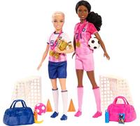 Barbie - Set de juego HRG88: 2 muñecas futbolistas, ropa deportiva, porterías y accesorios +3 años