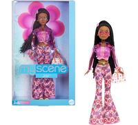 Barbie Signature My Scene Jai Muñeca y Accesorios, Pelo Negro Trenzado, Conjunto Inspirado en los años 2000 con un Top Rosa, Chaqueta de Vinilo, Pantalones Acampanados Florales y un Soporte, JBH84