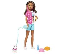 Barbie Skipper Primeros Trabajos Paseadora de Perros Muñeca Morena con Mascota y Accesorios, Juguete +3 años (Mattel HKD77)