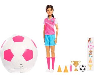 Barbie Team Barbie Muñeca futbolista Roll and Reveal | Muñeca morena en balón de fútbol, con 8 accesorios sorpresa, +3 años, JMK20