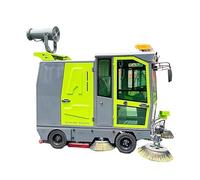 Barredora eléctrica de piso industrial para montar - 1700 mm de ancho, 8 horas de funcionamiento, cubo de basura de 180 L, cabina cerrada y control de polvo de pulverización | Barredora de calle con