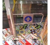 Barrera de Entrada de supermercado de una Sola Puerta, Acceso peatonal unidireccional con Puerta batiente de Cierre automático para una fácil Apertura Mediante Empuje.