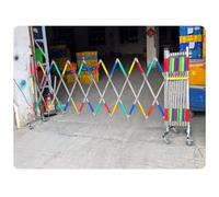 Barrera de Seguridad, Valla de tráfico Ajustable con Ruedas, Barrera metálica móvil, Puerta de Control de multitudes Tipo Tijera para Eventos, sótanos, garajes y Locales comerciales (1,4 x 3
