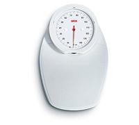 Intermed Báscula mecánica de suelo con tapete blanco Blanco