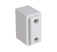 Base de enchufe unipolar empotrada 10A 250V, ideal para instalaciones eléctricas seguras y funcionales en hogares y oficinas.