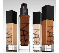 ¡20% DTO! Natural Radiant Longwear Foundation Base de Maquillaje