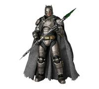 Batman v Superman: Armored Batman versión 1.5 MAFEX Figura de acción