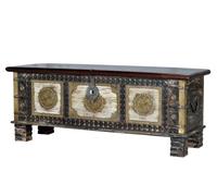 Baúl en madera de mango y detalles en bronce multicolor.giner y colomer 45x40x116