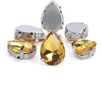 BDSHGRDH Diamantes de imitación， 30pcs Glitter Drop Crystal Rhinestone Hand Sew On Glass Stones Ornament Diamond Beads for Dress DIY Crafts Claw Drill Accessories(Gold,18x25mm 30pcs)