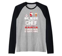 Be Nice To The Chef Santa Is Watching Funny Christmas Camiseta Manga Raglan