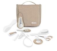 BÉABA, Neceser de Aseo Bebé Nómade - 10 Accesorios de Cuidado desde el Nacimiento - Gancho Giratorio, Formato Compacto, Doble Cremallera - Termómetros, Cortauñas, Cepillo - Arcilla