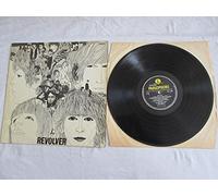 BEATLES - BEATLES, Revolver. Top copy. Very rare, DOCTOR ROBERT ON LABEL. UK 1966. PMC 7009.Record label: Yellow black Parlophone.