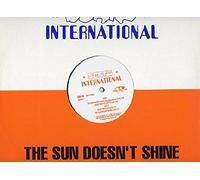 Beats International - Beats International - The Sun Doesn't Shine - [7"]