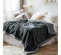Bedding Aid Manta impermeable tamaño individual - Reversible acogedora forro polar sherpa, sin desorden, a prueba de fugas, a prueba de manchas y resistente al agua, manta de doble cara (gris carbón
