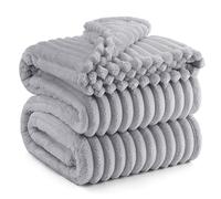 Bedsure Manta Sofá Polar Suave - Manta Gruesa y Esponjosa para Cama y Sofá, Cálida y Acogedora para Invierno, Diseño de Rayas Anchas, XXL 230 x 270 cm, Gris Claro