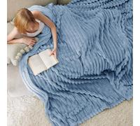 Bedsure Manta Sofá Polar Suave - Manta Gruesa y Esponjosa para Cama y Sofá, Cálida y Acogedora para Invierno, Diseño de Rayas Anchas, XXL 220 x 240 cm, Azul Celeste