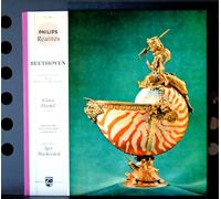 Beethoven : Concerto N° 3 Pour Piano Et Orchestre En Ut Mineur Op. 37 - 1er Mouv. : Allegro Con Brio - 2ème Mouv : Largo - 3ème Mouv : Rondo - Clara Haskil (Piano) - Orchestre Des Concerts Lamoureux - Direction : Igor Markevitch