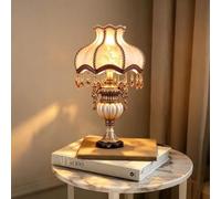 Beiltuga E27 Lámpara De Mesa Retro Europea Pantalla De Tela Cuerpo De Resina Base Tallada Cristal Borla Vintage Lámpara De Noche Clásico Cálido Artístico Para Dormitorio Salón Hotel Elegante