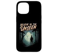 Believe In The Unseen Paranormal Forest Creature Carcasa para iPhone 15