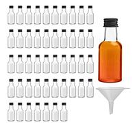 BELLE VOUS Botellas de Licor Miniatura (Pack de 48) Botella Reutilizable de Plástico 25 ml Vacías - Tapa Negra de Rosca y Embudo Verter y Llenar Fácilmente - Mini Botellas Licor, Bodas y Fiestas