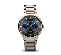 BERING 11539 Reloj de Cuarzo para Hombre de 39 mm con Caja de Titanio y Esfera con Efecto Rayos de Sol, Brazalete de Titanio con Detalles de Titanio y Resistencia al Agua de 10 ATM