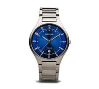 BERING 11739-707 Reloj de cuarzo para hombre con caja de titanio de 39 mm con acabado plateado y esfera azul, brazalete de titanio con detalles de titanio, resistencia al agua de 5 ATM