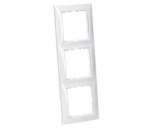 Berker - marco 3 elementos s1 blanco polar Ref. 6511010003