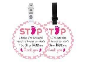 BEUNITONE Paquete de 2 letreros de impresión de pies con texto en inglés "Do Not Touch" para cochecito de bebé, lindas señales de no tocar o besar, para asiento de coche, etiquetas de seguridad para