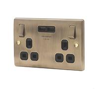 BG Electrical NAB22U3B Nexus - Enchufe de doble interruptor de latón envejecido de 13 A con carga USB, 2 enchufes USB (3,1 A) inserto negro, paquete de 5