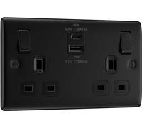 BG Electrical NFB22UAC45B - Enchufe de pared de doble conmutación con puertos USB de carga súper rápida tipo A y tipo C, metal Nexus, negro mate, 13 A, 45 W, NFB22UAC45B