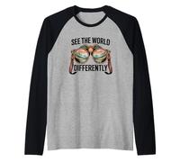 Binoculares Retro Emblema Ver el Mundo de Manera Diferente Camiseta Manga Raglan