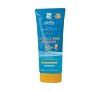BioNike Defence Sun Baby & Kid - Leche líquida SPF 50+ 200 ml, resistente al agua