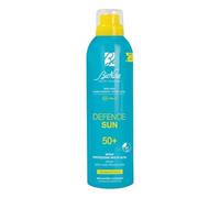 Bionike Defence Sun - Spray solar corporal SPF 50+ para pieles sensibles e intolerantes, protección contra UV UVB + IR, impermeable, fortalece y repara la piel, 200 ml