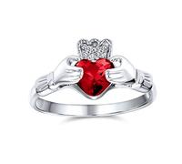 Bling Jewelry Promesa de Amistad Celta Irlandesa BFF Anillo Claddagh de Manos y Corazón con Rubí Rojo Simulado AAA CZ para Mujeres Adolescentes de Plata de Ley .925