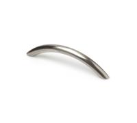 REI BLISTER CON 4 TIRADORES DE MUEBLE TIPO ASA FABRICADO EN ZAMAK ACABADO NÍQUEL SATINADO MOD.153 ENTREPUNTOS 96mm
