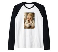 Blond Doll Smoking Aesthetic Art Coffee Time Morning Mood Camiseta Manga Raglan
