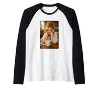 Blond Doll Smoking Aesthetic Art Coffee Time Morning Mood Camiseta Manga Raglan