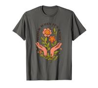 Bloom When Its Right, Arte Natural Vintage de los 70 con Forma de Manos de Flores Camiseta