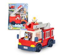 Bluey - Camión de Bomberos, vehiculo de la perrita Azul, Incluye Figura articulada de Bingo, muñecos articulados con Accesorios Manguera, Escalera, camión, Famosa (BLY68000)